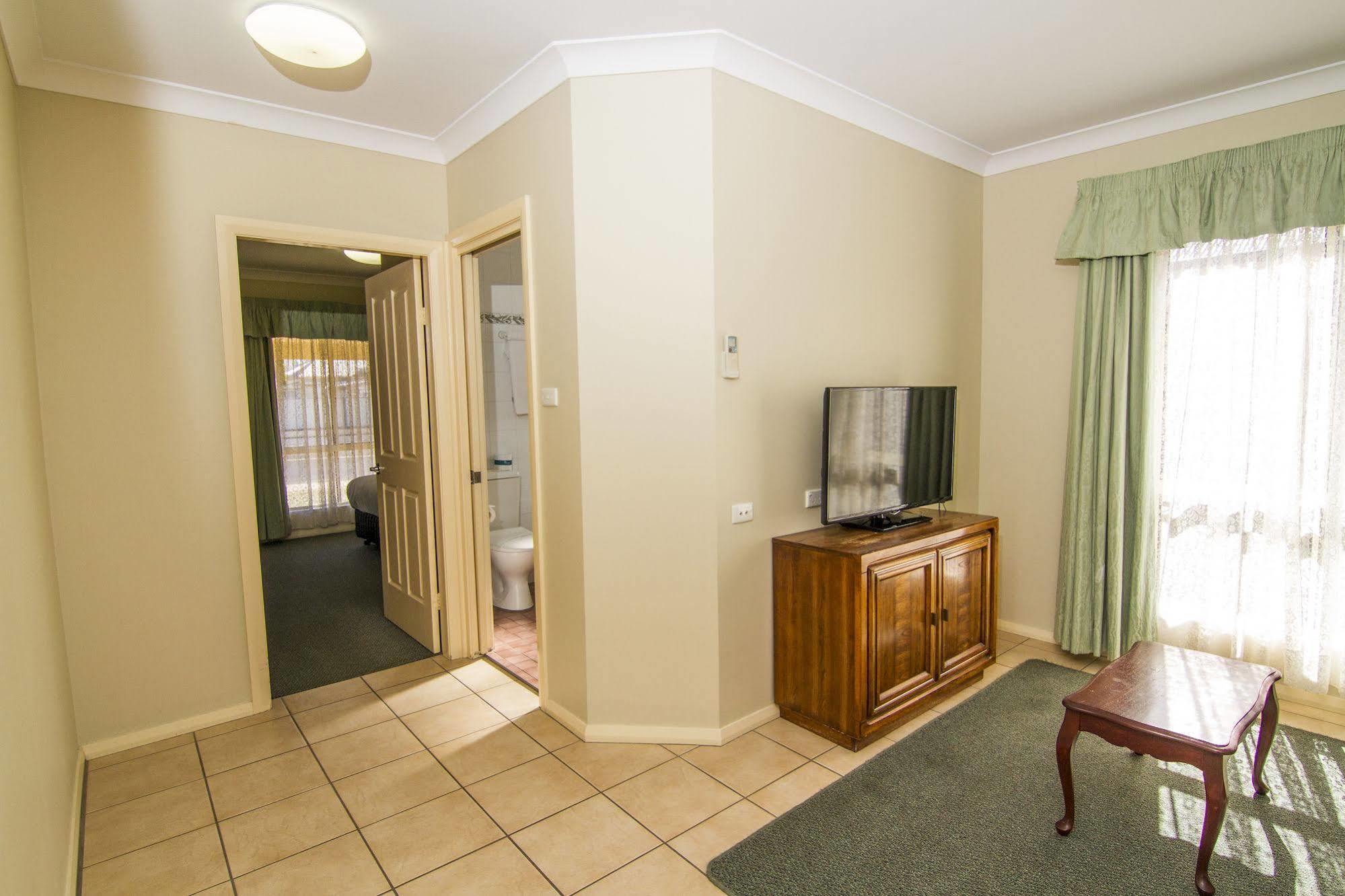 Green Gables Motel Dubbo Esterno foto