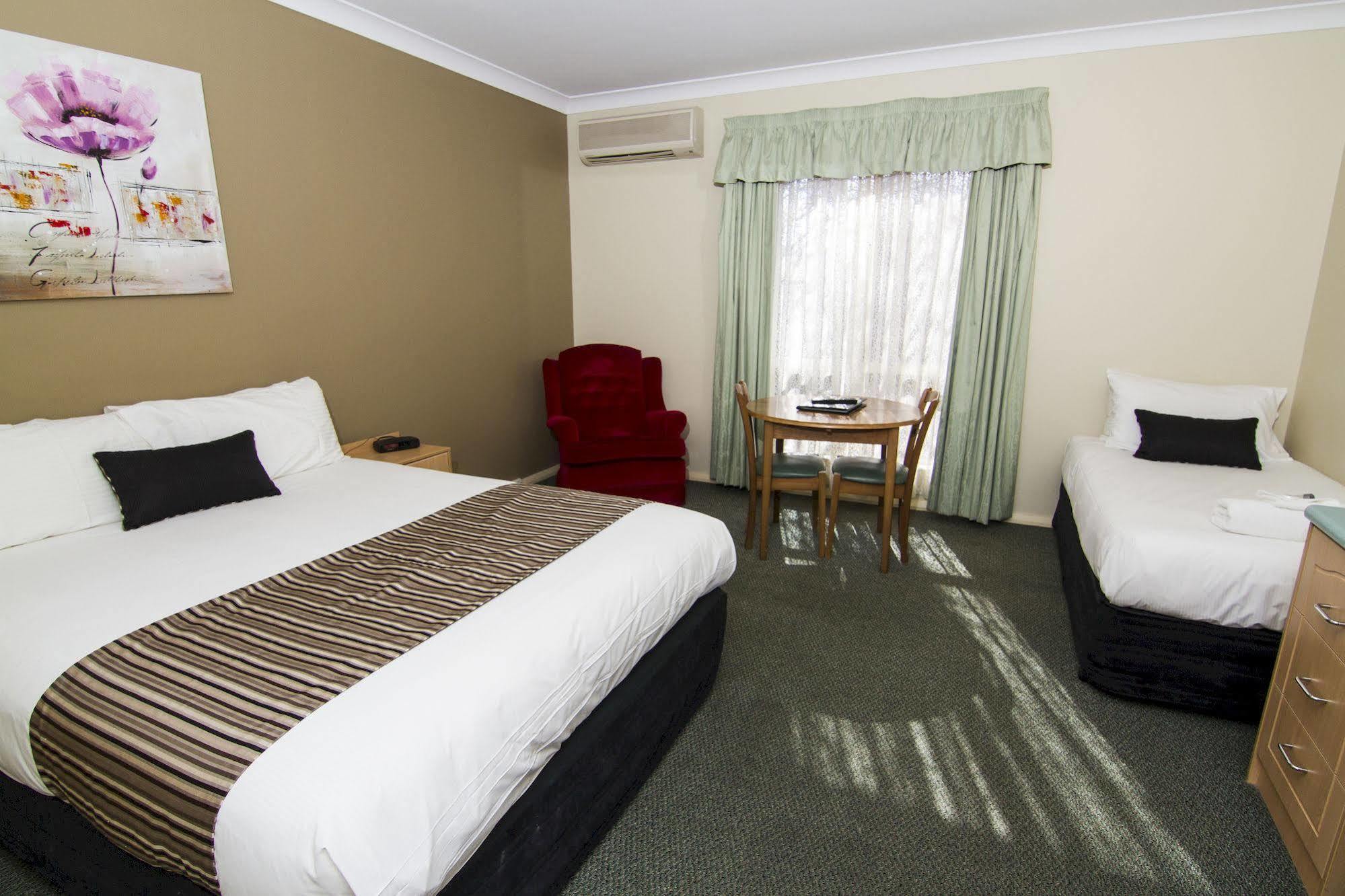 Green Gables Motel Dubbo Esterno foto