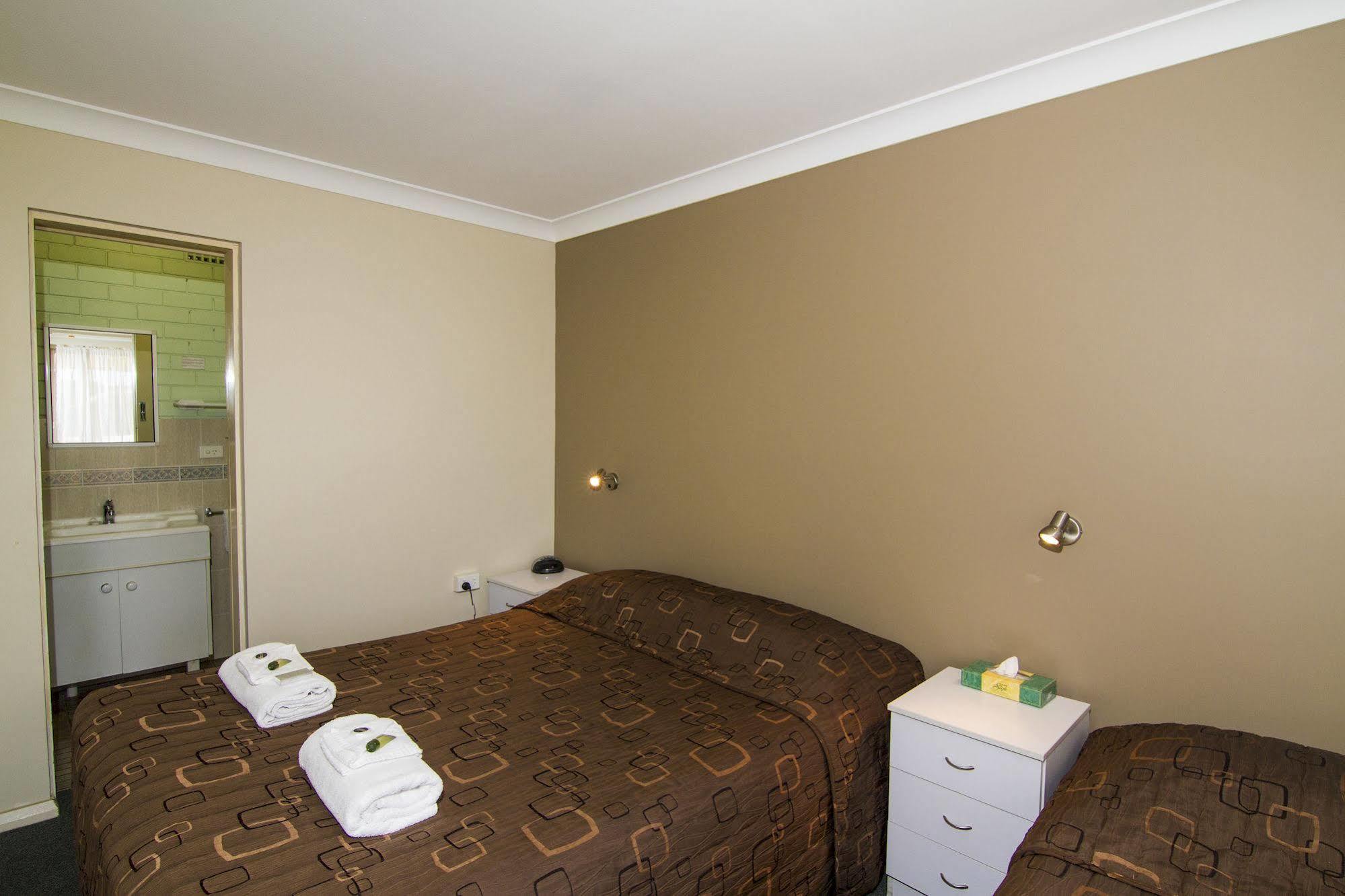 Green Gables Motel Dubbo Esterno foto